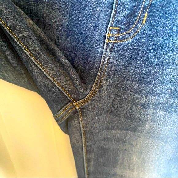 GAP "Real Straight" classic jeans - Size 4 - Picture 3 of 10